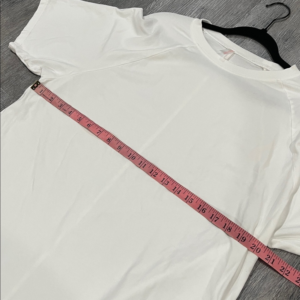 NWOT Free People FP Movement Hot Shot Tunic Tee In White XS 🌙 - Picture 10 of 11